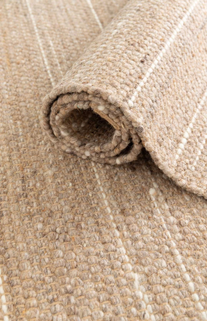 Tapis en laine et jute marron NOA