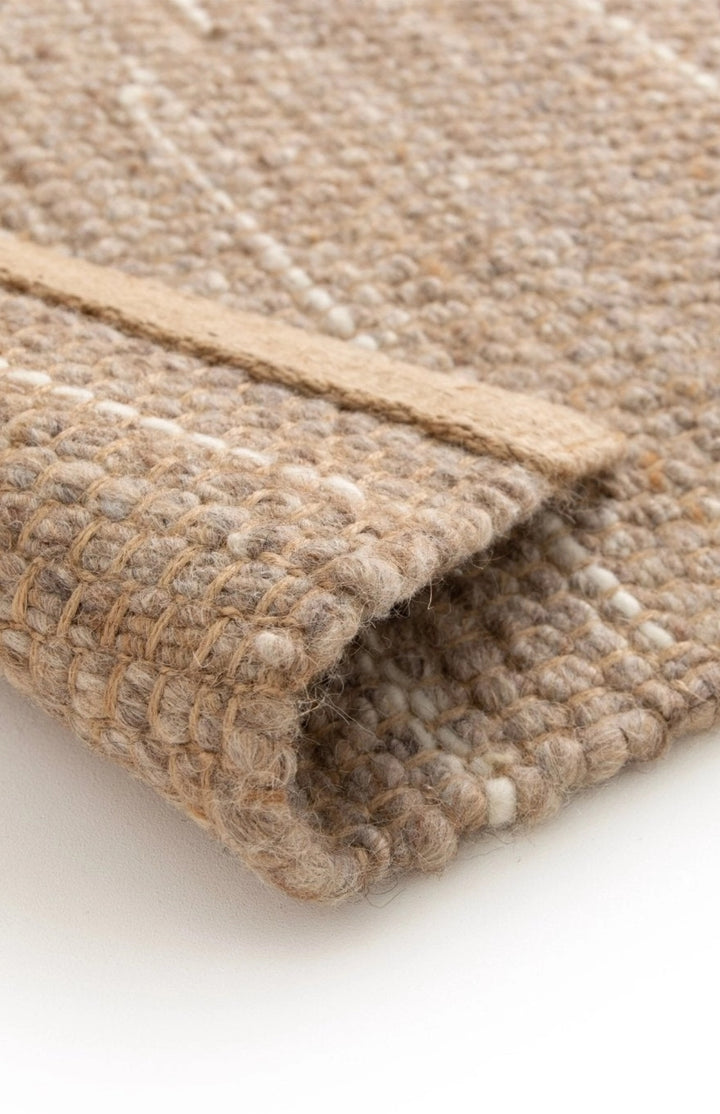 Tapis en laine et jute marron NOA
