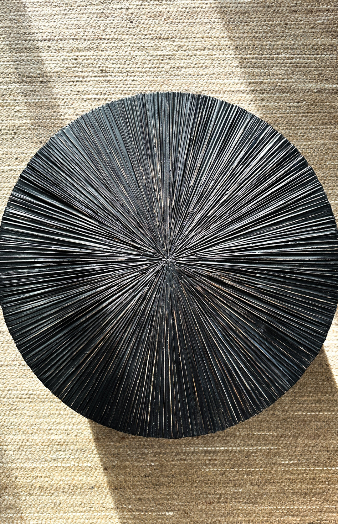 Table basse en bois et feuilles de cocotier COCO